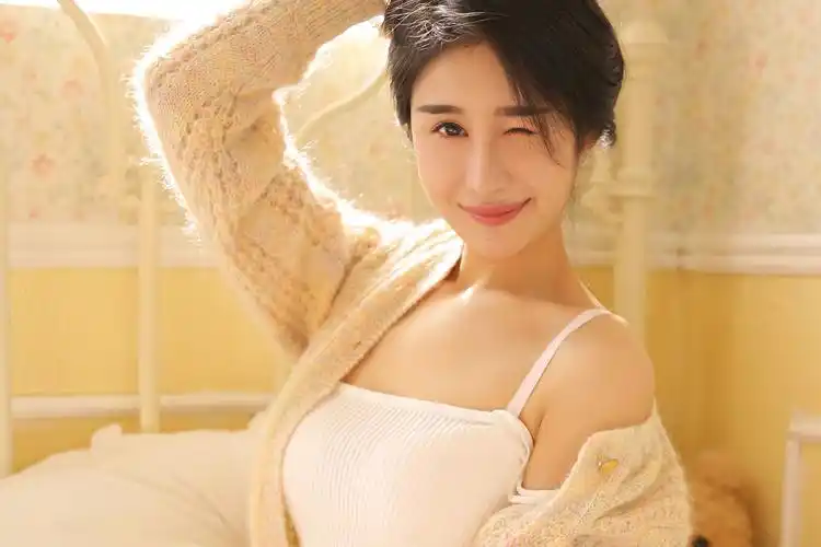 春光乍泄